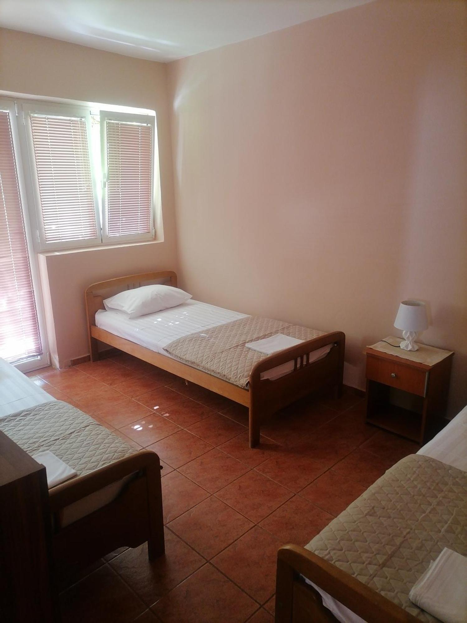 Ant Apartament *